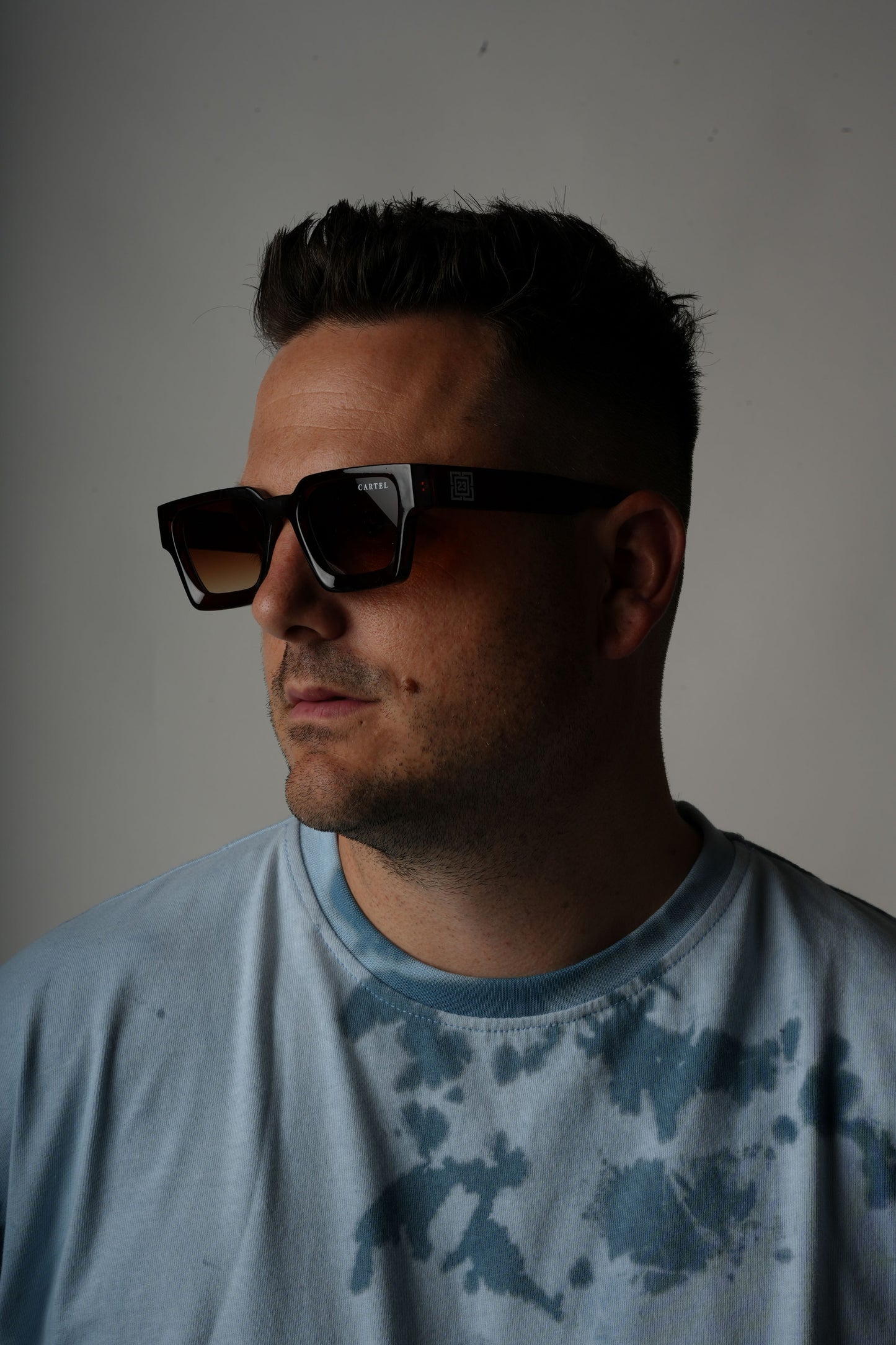 SUN GLASSES