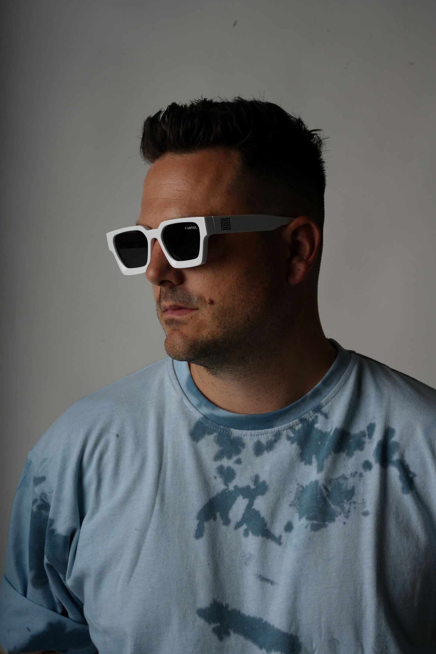 SUN GLASSES