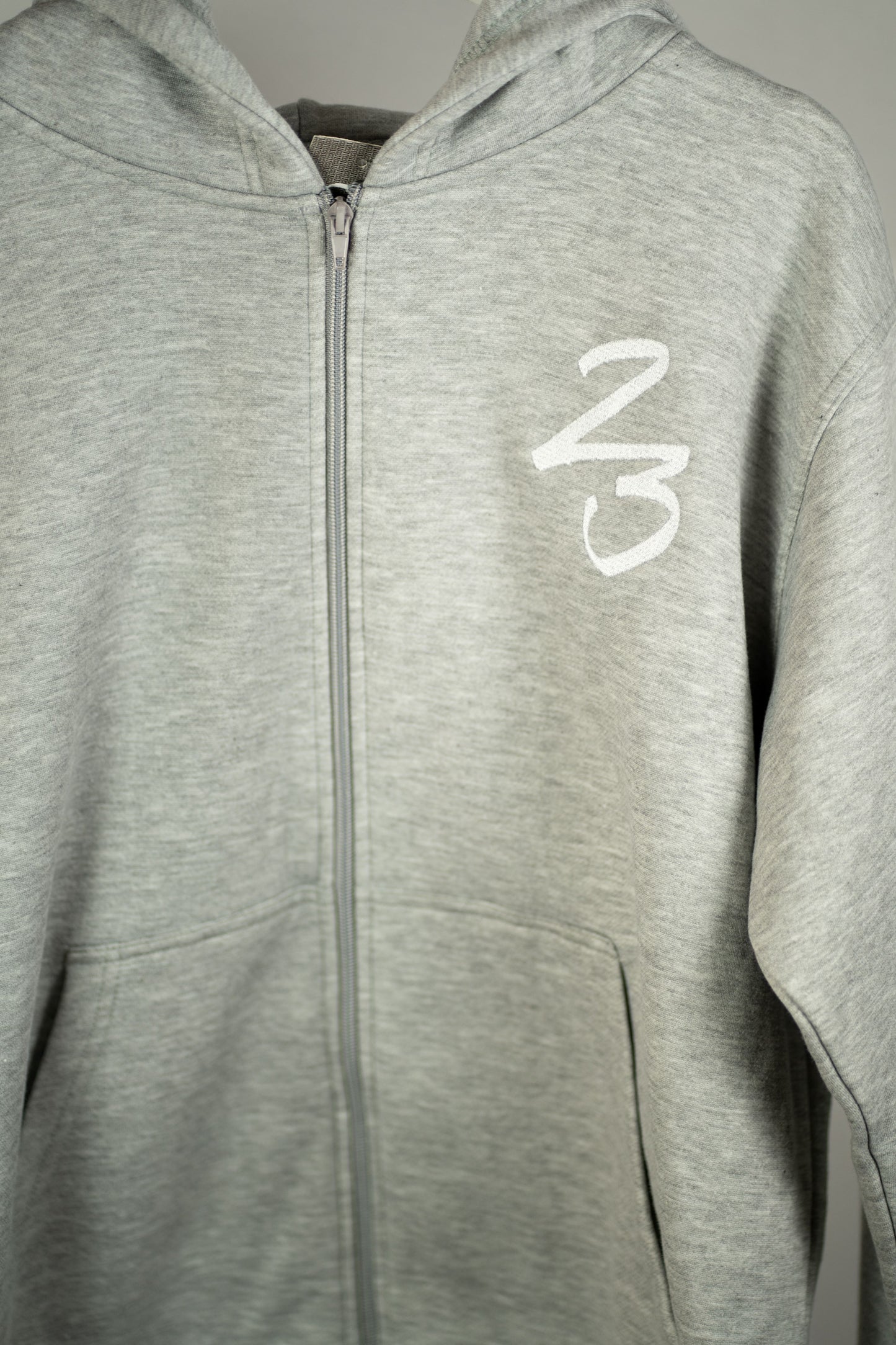 ZIPPER GREY 23