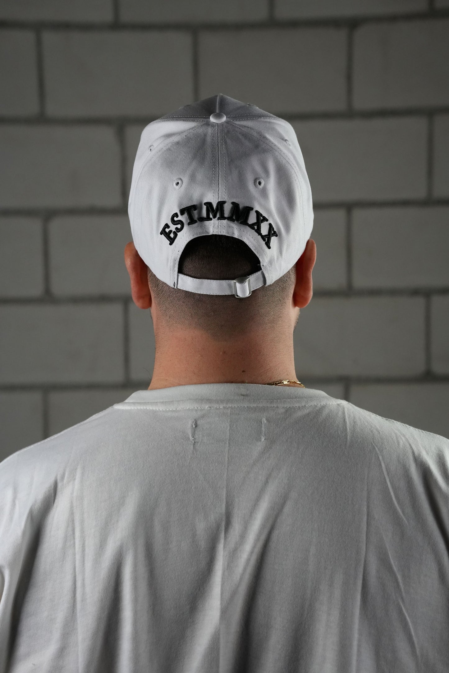CAP EST. MMXX "WHITE"