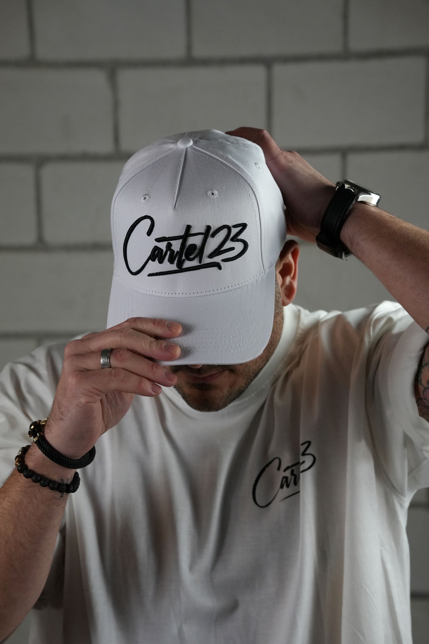 CAP EST. MMXX "WHITE"
