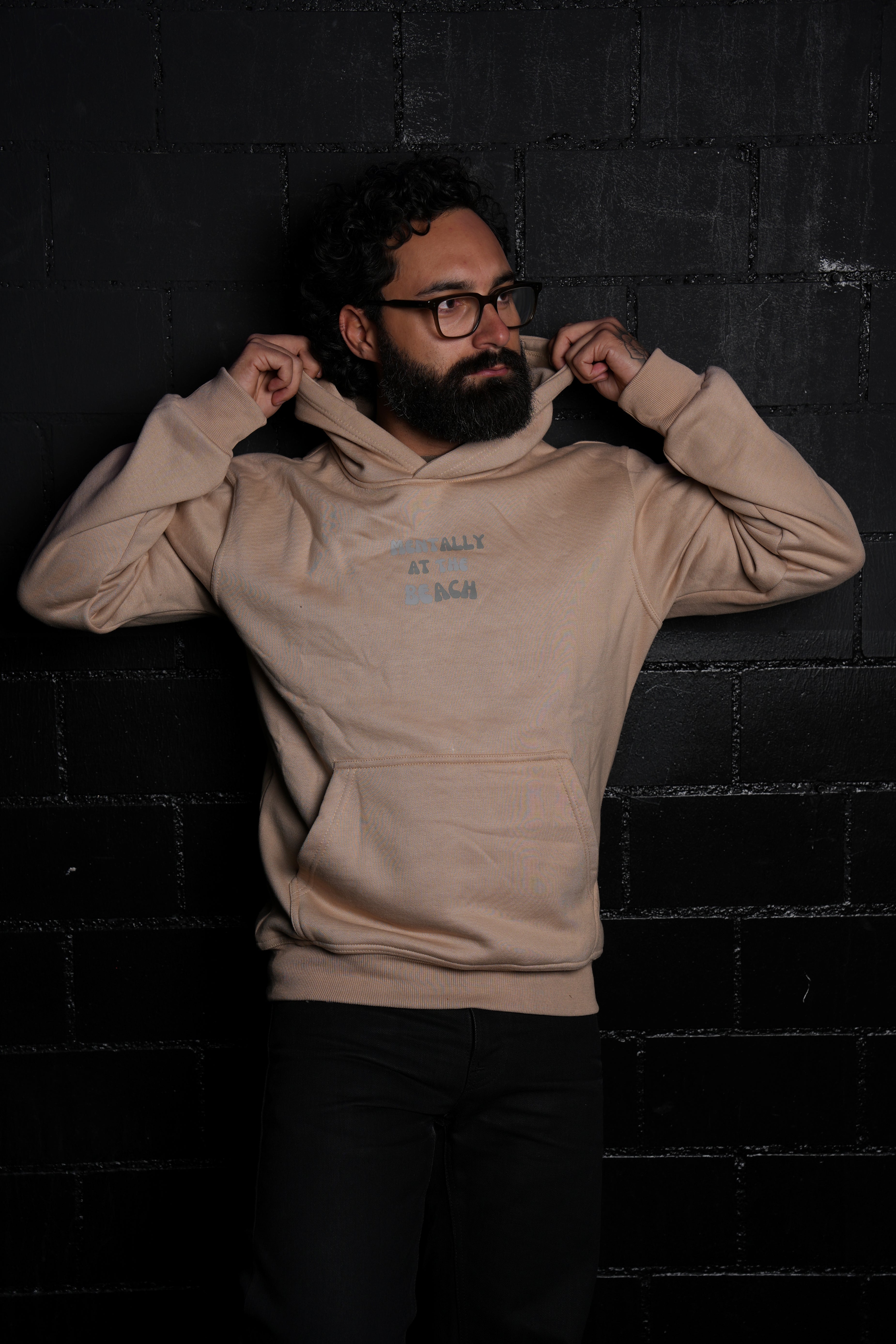 HOODIE "MENTALLY AT THE BEACH"